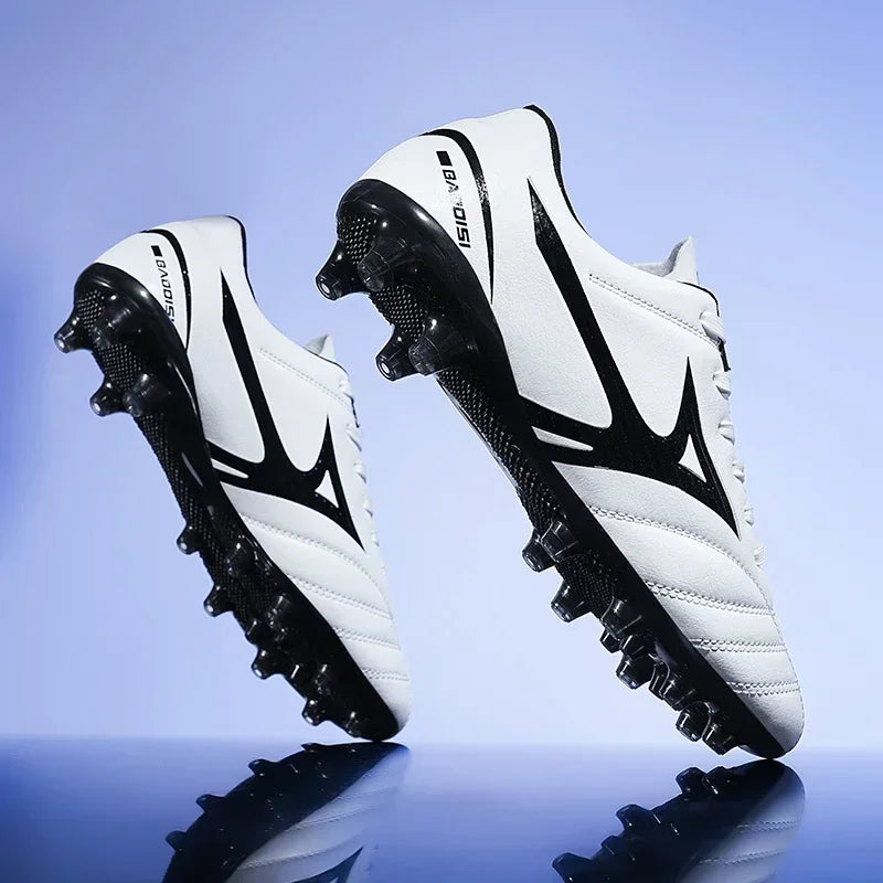 Chaussures de Football Homme et Enfant, Crampons TF/FG Ultralégers Antidérapants pour Terrain Synthétique et Gazon.